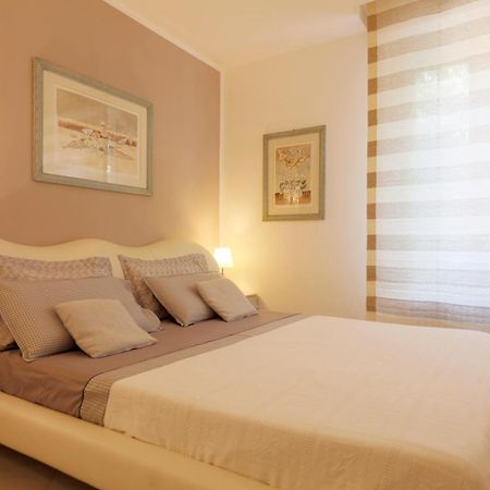 Siena Uptown - Sabrina'S Charming Apartment 외부 사진