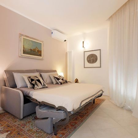 Siena Uptown - Sabrina'S Charming Apartment 외부 사진
