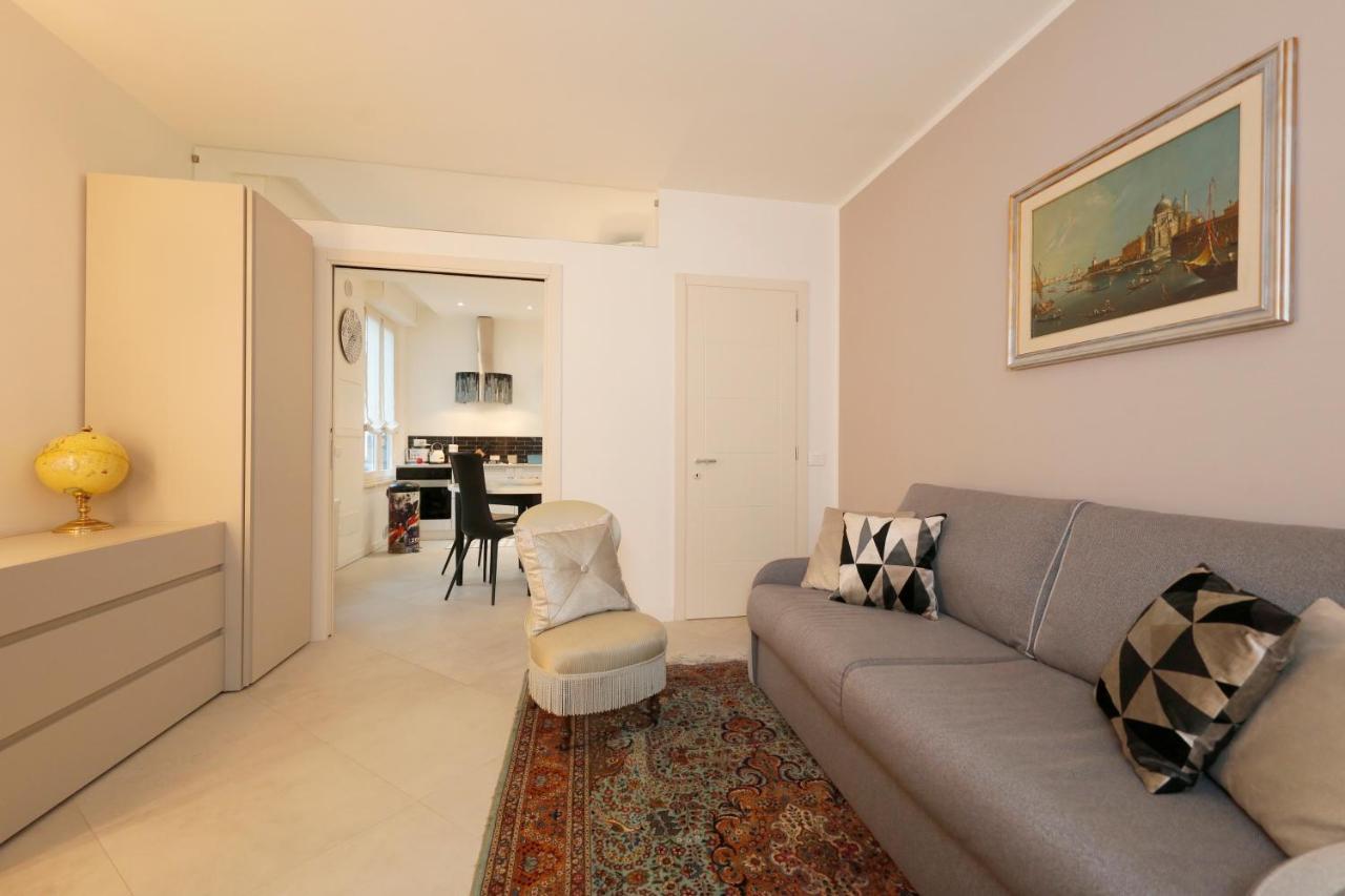 Siena Uptown - Sabrina'S Charming Apartment 외부 사진