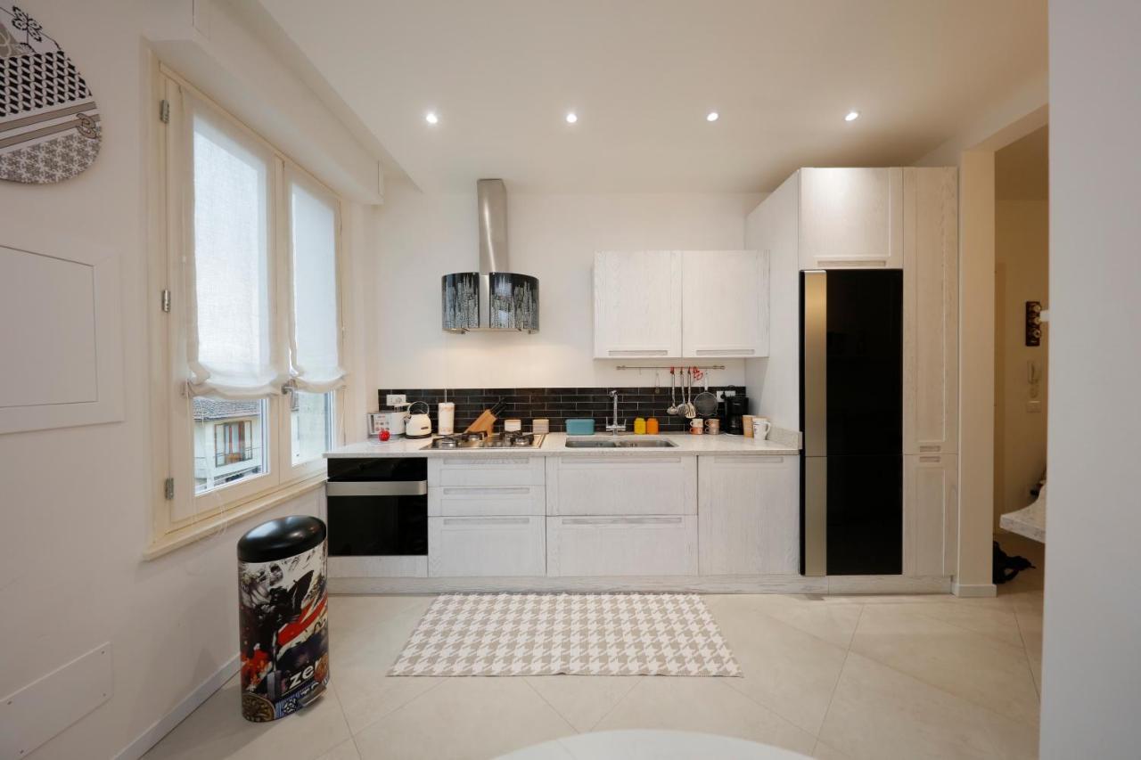 Siena Uptown - Sabrina'S Charming Apartment 외부 사진