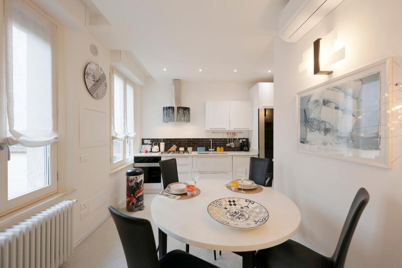 Siena Uptown - Sabrina'S Charming Apartment 외부 사진